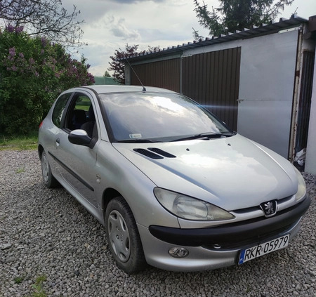 Peugeot 206 cena 3800 przebieg: 222712, rok produkcji 2002 z Chocz małe 67